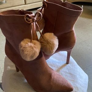 Rose Shoe Boots Poom Poom